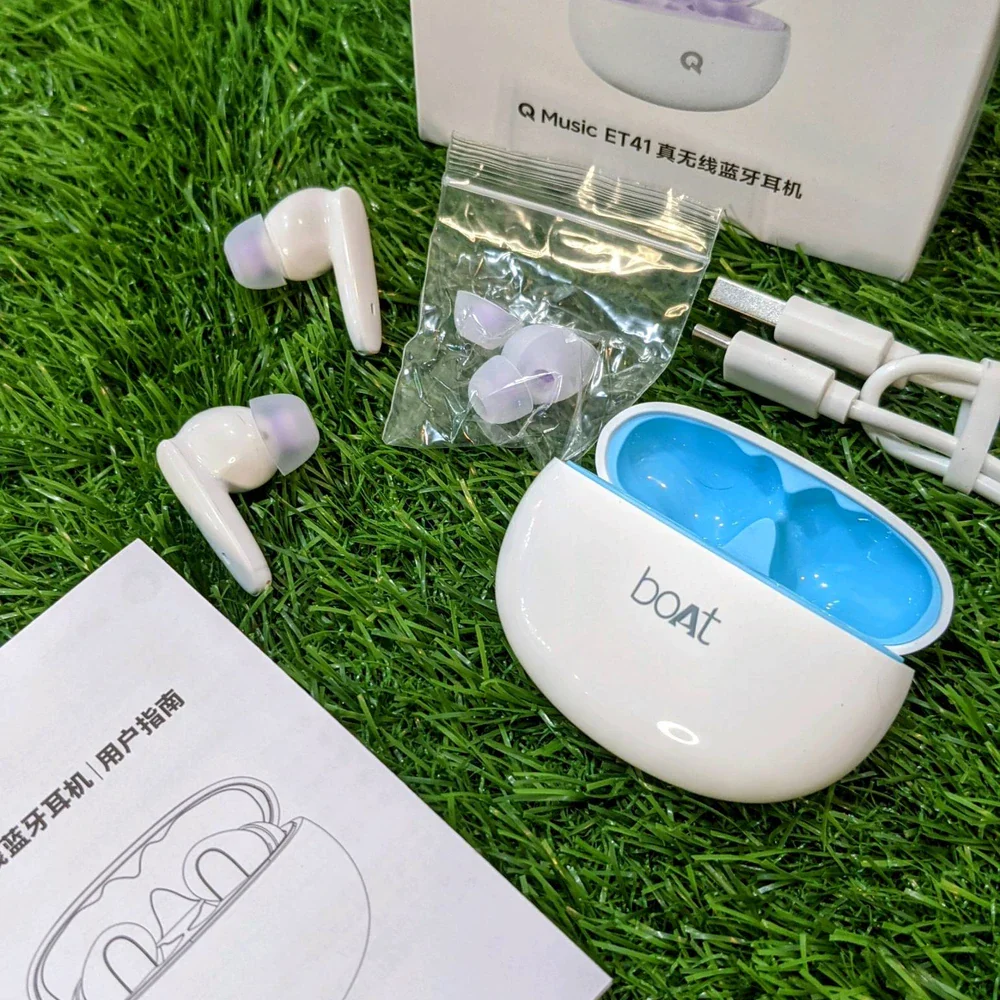 Boat Q Music ET41 Earbuds - Stylish, Strong Bass, Amazing Sound Quality, and Bluetooth Earbuds - Image 4
