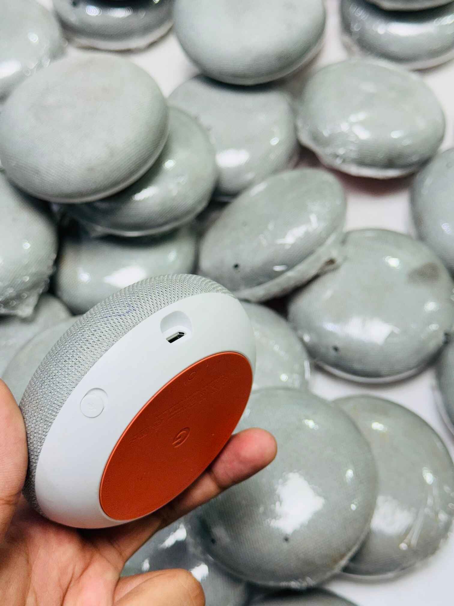 Google Home Mini (1st Gen) 2 Piece Pack - Flat 20% Off - Image 4