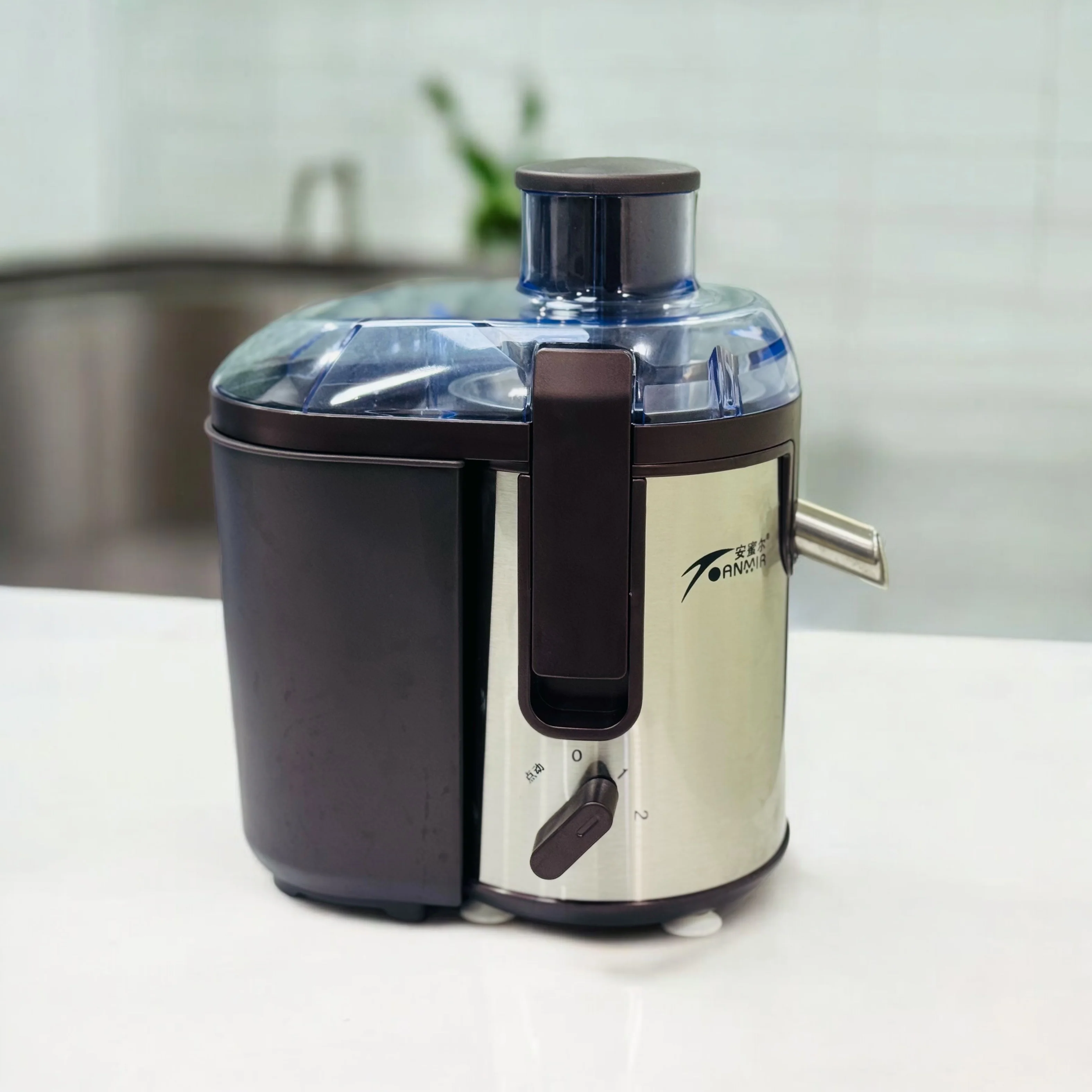 imported 3 In 1 Juicer Blender -3 Jugs-300w -600ml - Image 2