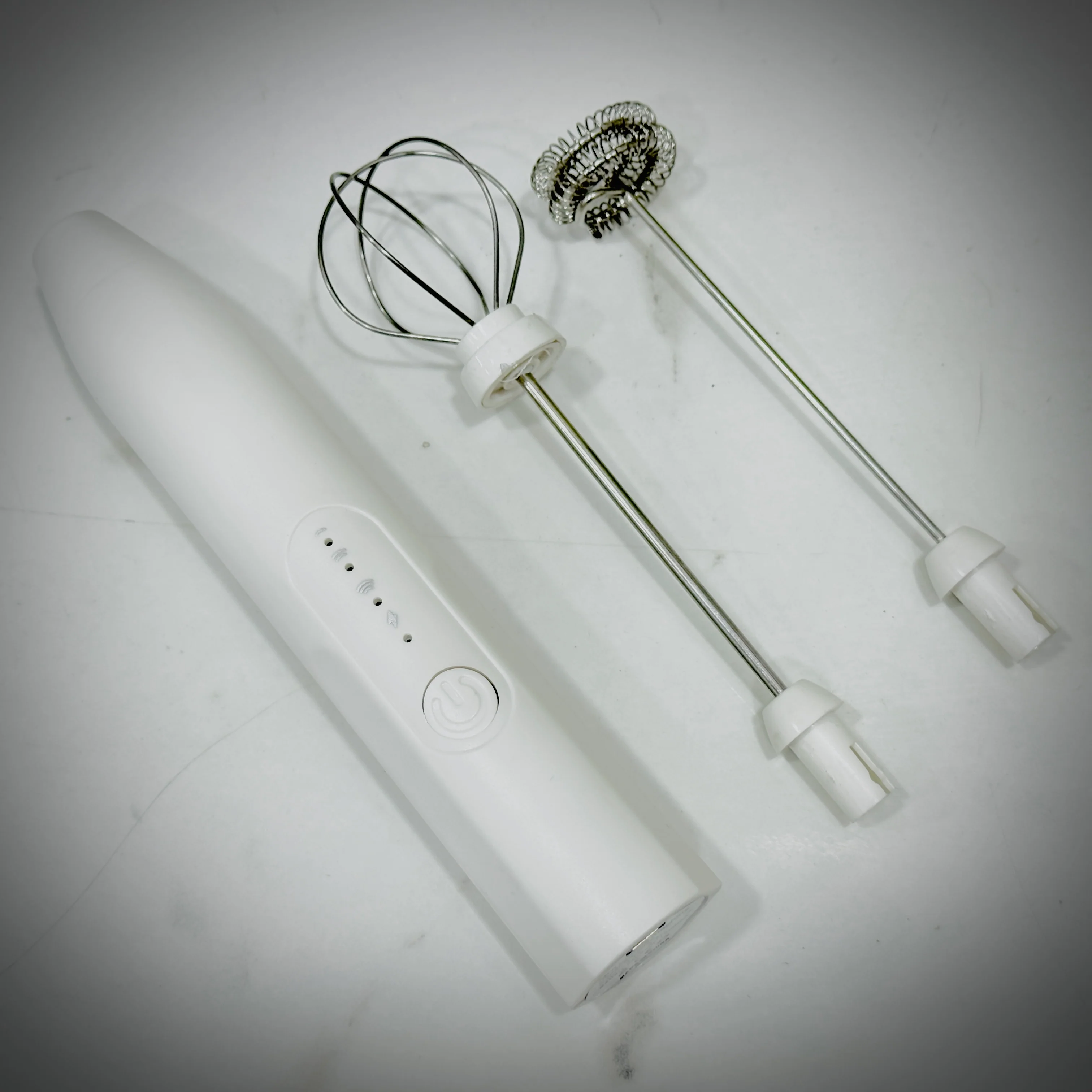 Rechargeable Coffee Beater & Milk Frother - Image 5