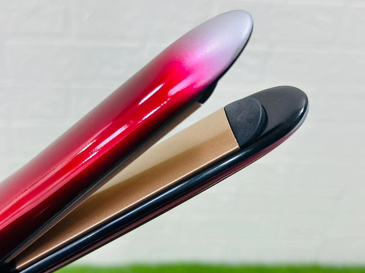 Riwa 2 in 1 Hair Straightener and Curler - RB-8315 (Slim Plate and Ceramic Professional Hair Iron) - Image 3
